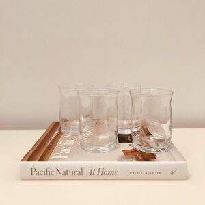 SET‎ OF 4 GORGEOUS HAND BLOWN COCKTAIL/DRINKING GLASSES - EUC SCOTCH WATER ETC